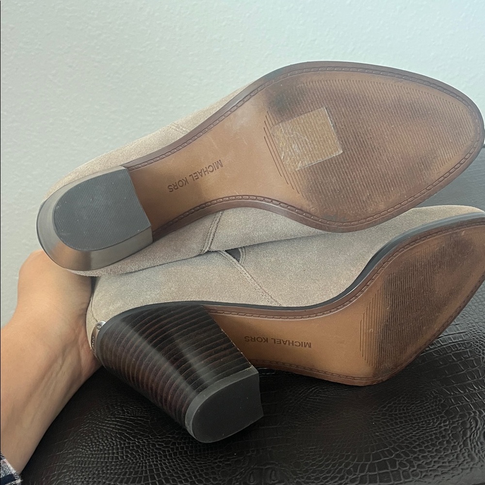 MICHAEL KORS Tan Suede Ankle Boots - Picture 5 of 6